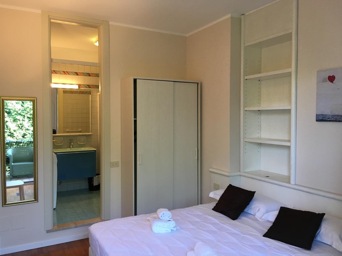 Sunset Apartment シルミオーネ エクステリア 写真
