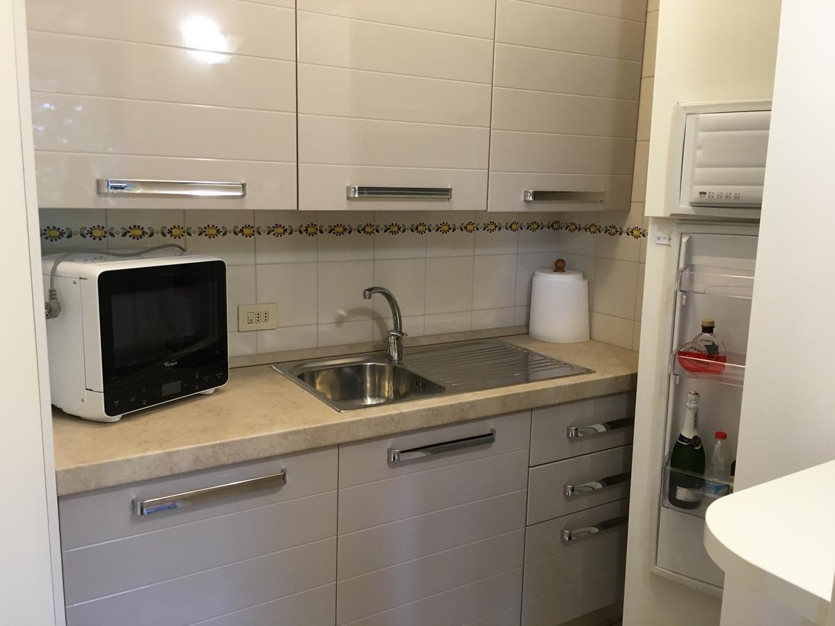 Sunset Apartment シルミオーネ エクステリア 写真